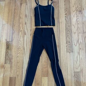 Black and White Women's Leggings Set